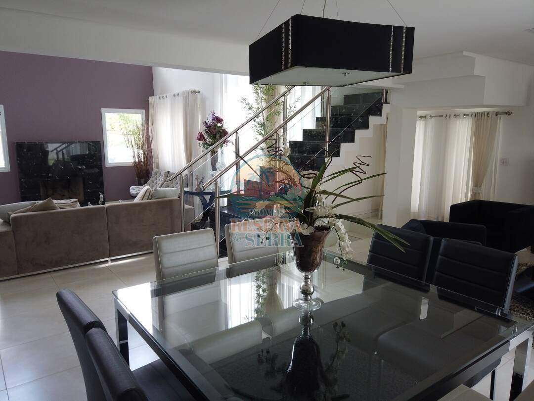 Casa de Condomínio à venda com 4 quartos, 189m² - Foto 2