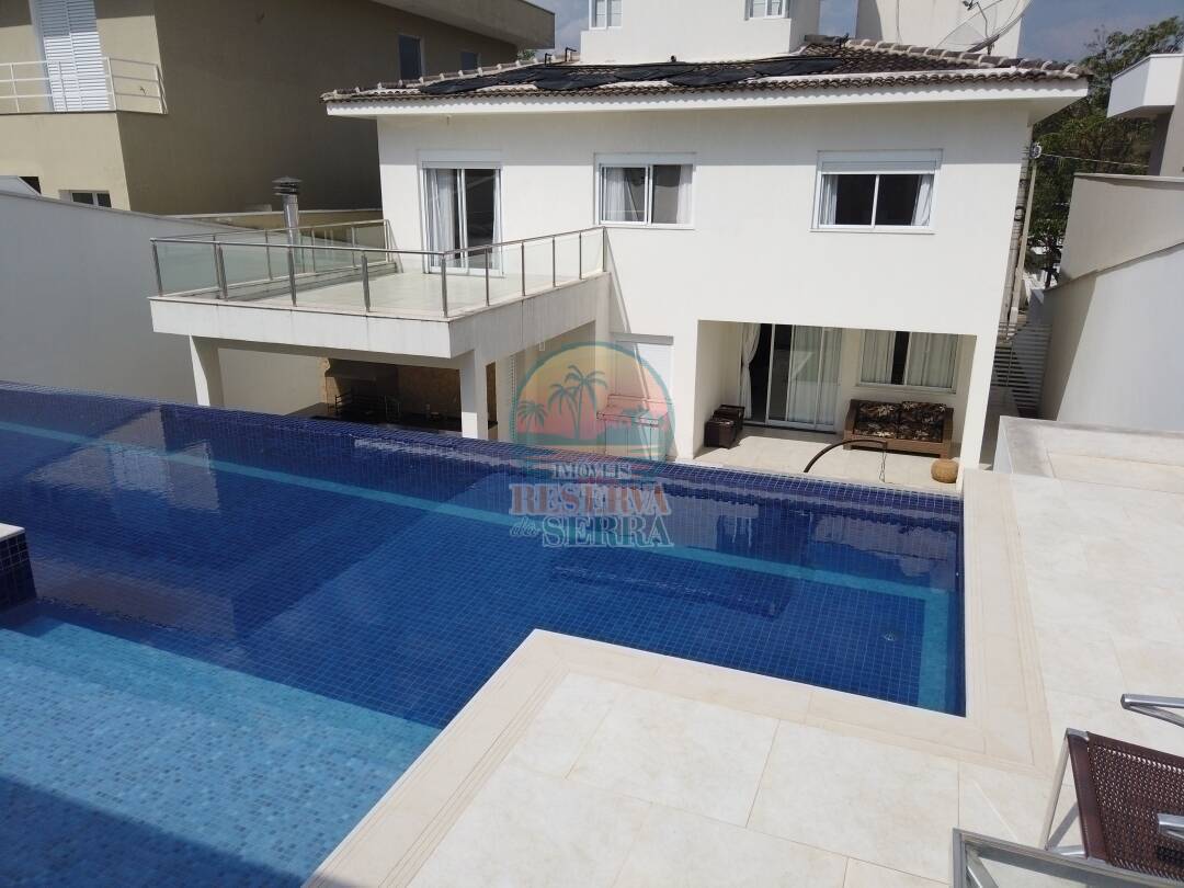 Casa de Condomínio à venda com 4 quartos, 189m² - Foto 1