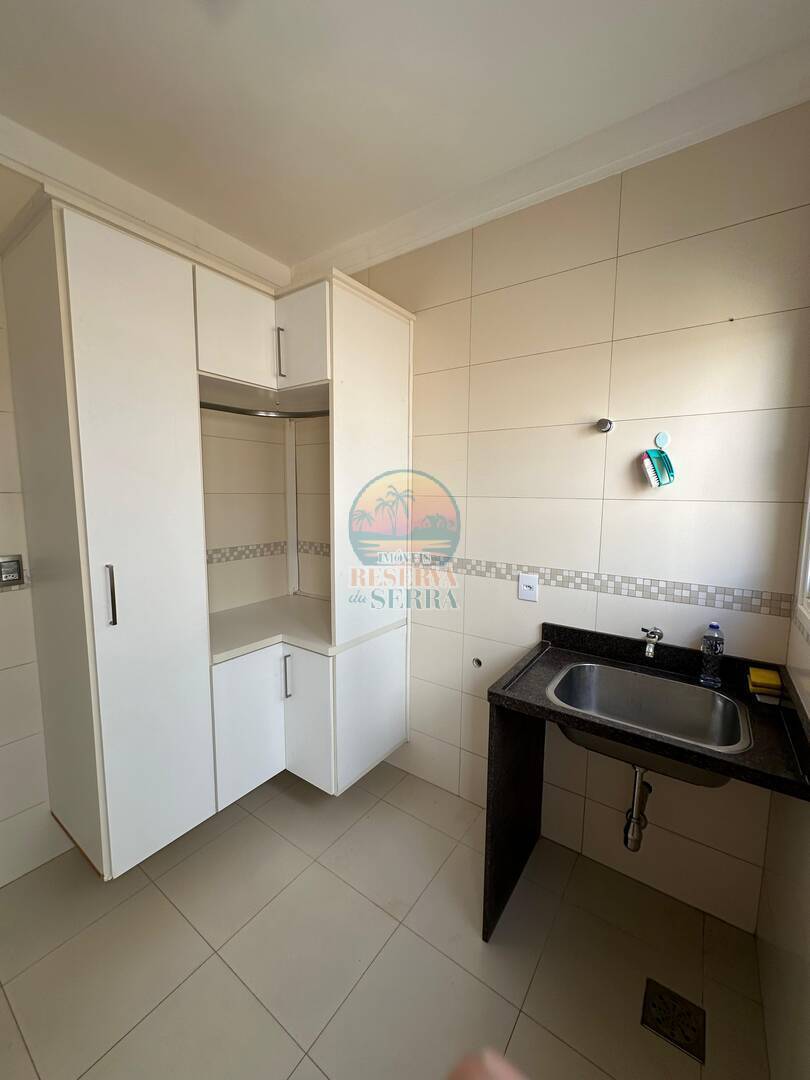Casa de Condomínio para alugar com 3 quartos, 250m² - Foto 11