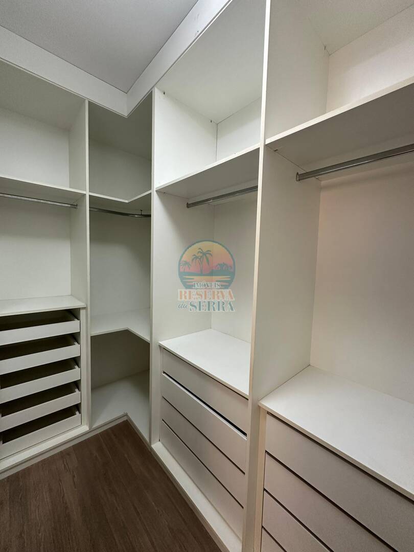 Casa de Condomínio para alugar com 3 quartos, 250m² - Foto 13