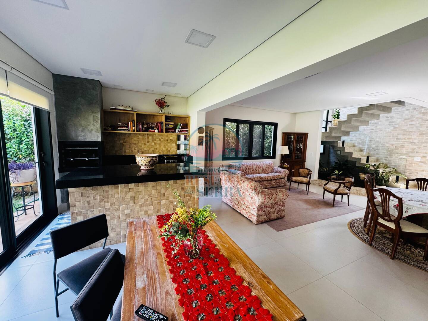 Oportunidade Única! Casa Alto Padrão na Reserva da Serra!