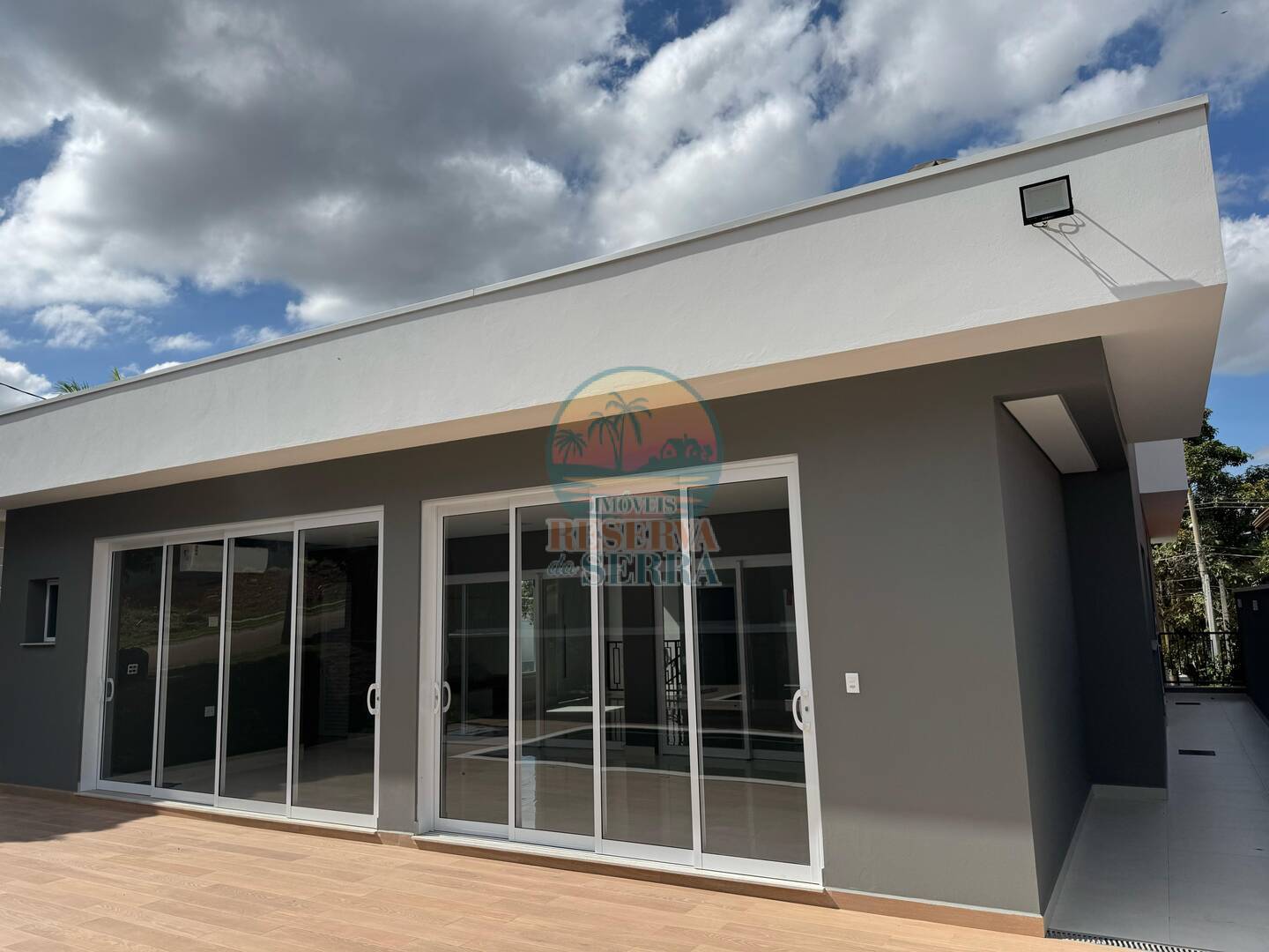 Casa em construção de 318m² no condomínio Reserva da Serra