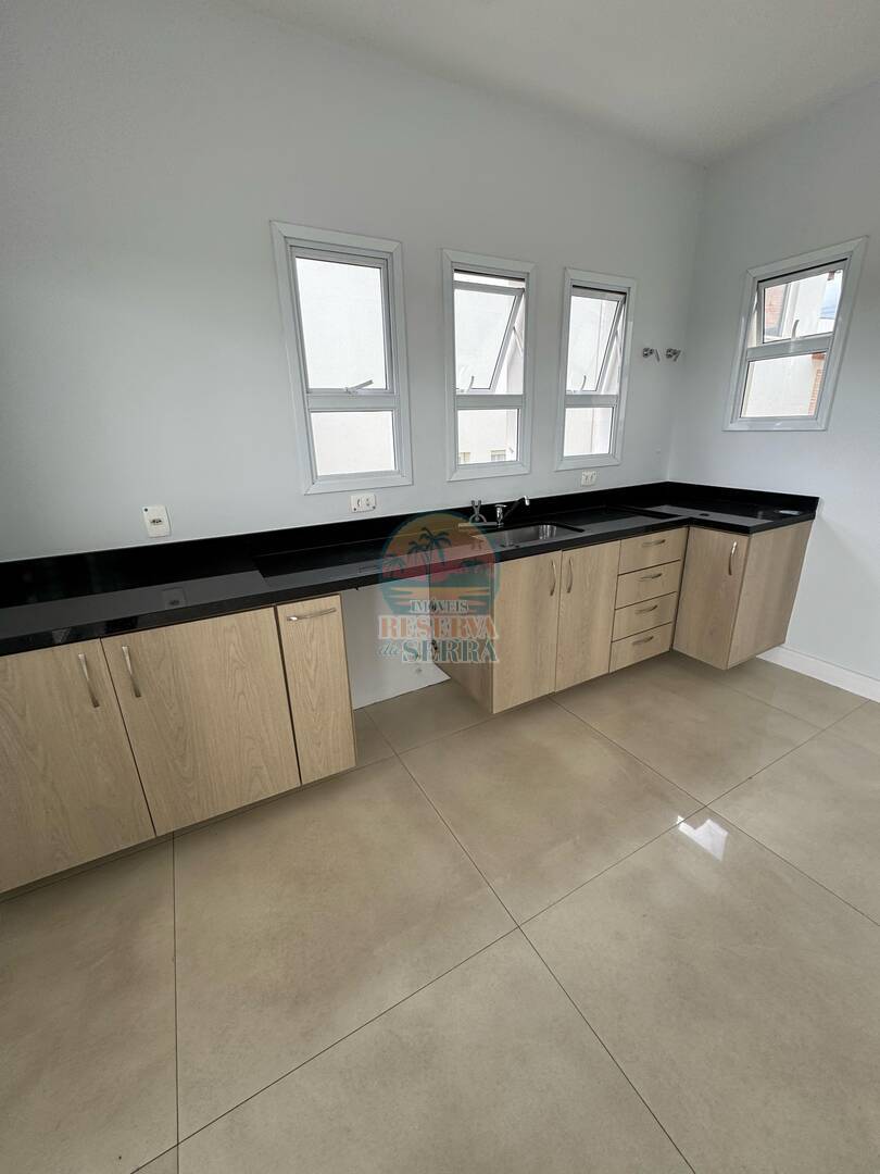 Casa de Condomínio para alugar com 4 quartos, 317m² - Foto 16