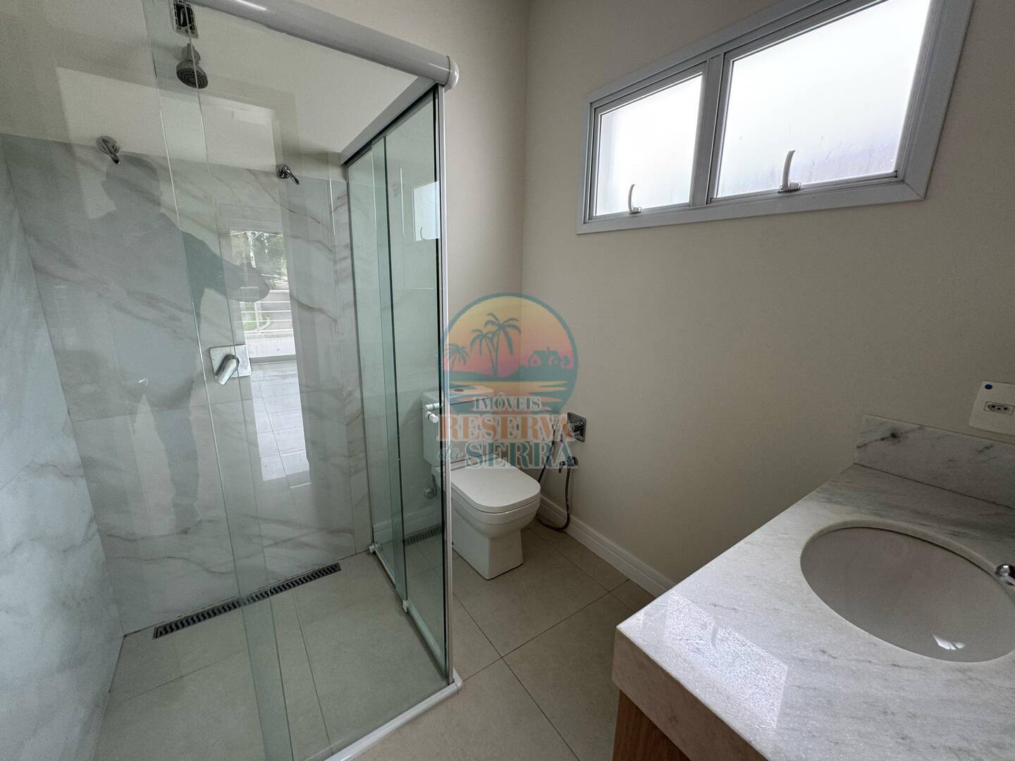 Casa de Condomínio para alugar com 4 quartos, 317m² - Foto 26
