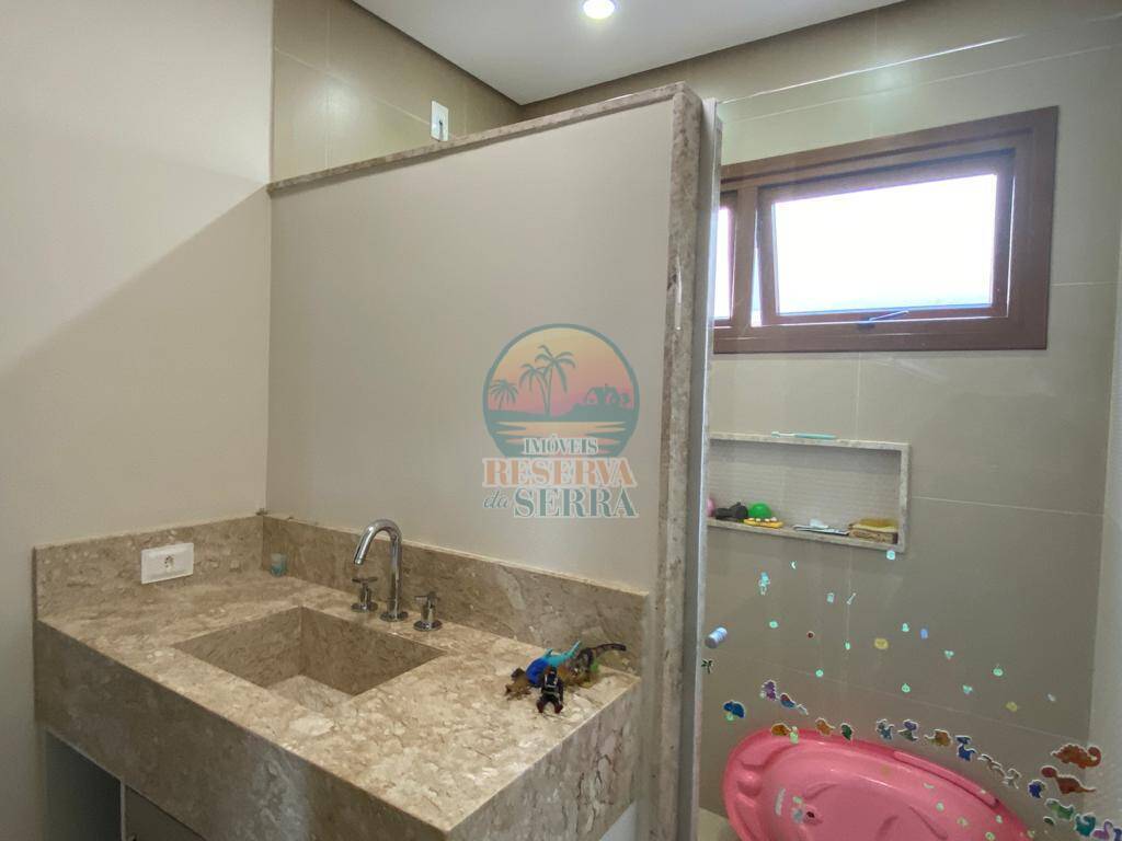Casa de Condomínio para alugar com 3 quartos, 245m² - Foto 10