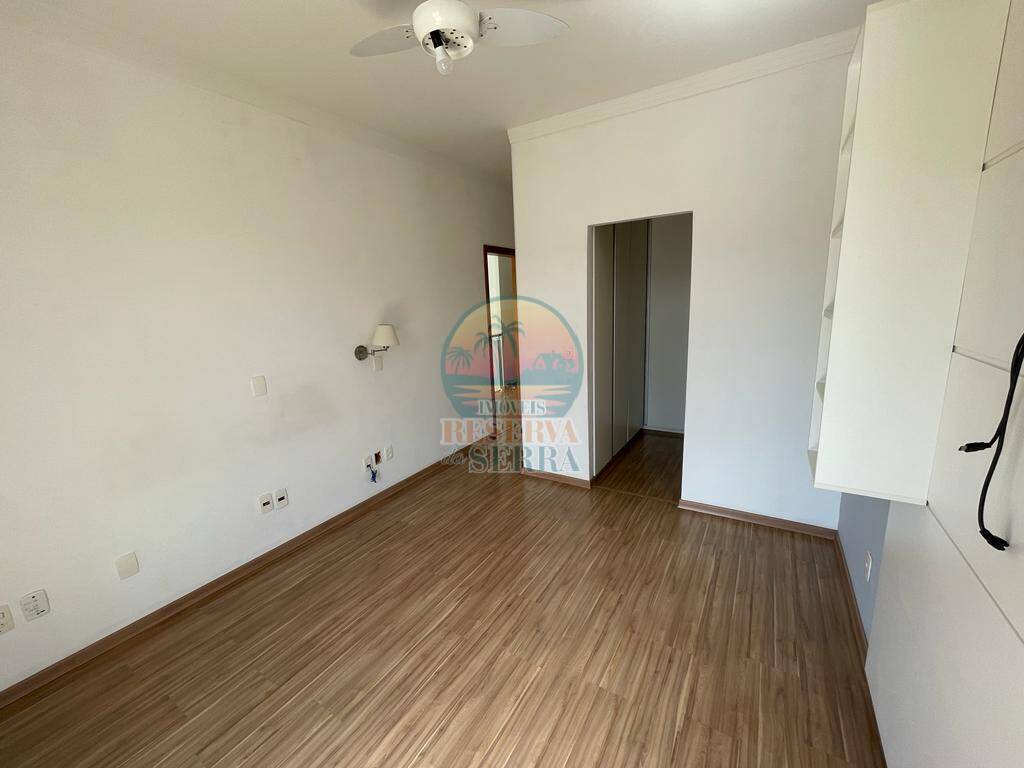Casa de Condomínio à venda e aluguel com 5 quartos, 260m² - Foto 11