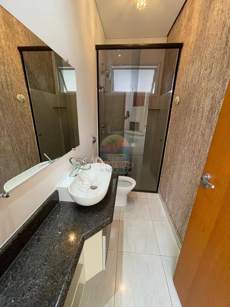 Casa de Condomínio à venda e aluguel com 5 quartos, 260m² - Foto 23