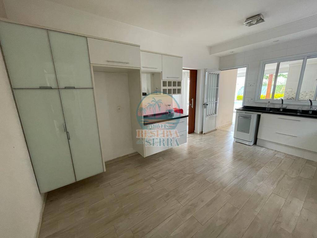 Casa de Condomínio à venda e aluguel com 5 quartos, 260m² - Foto 20