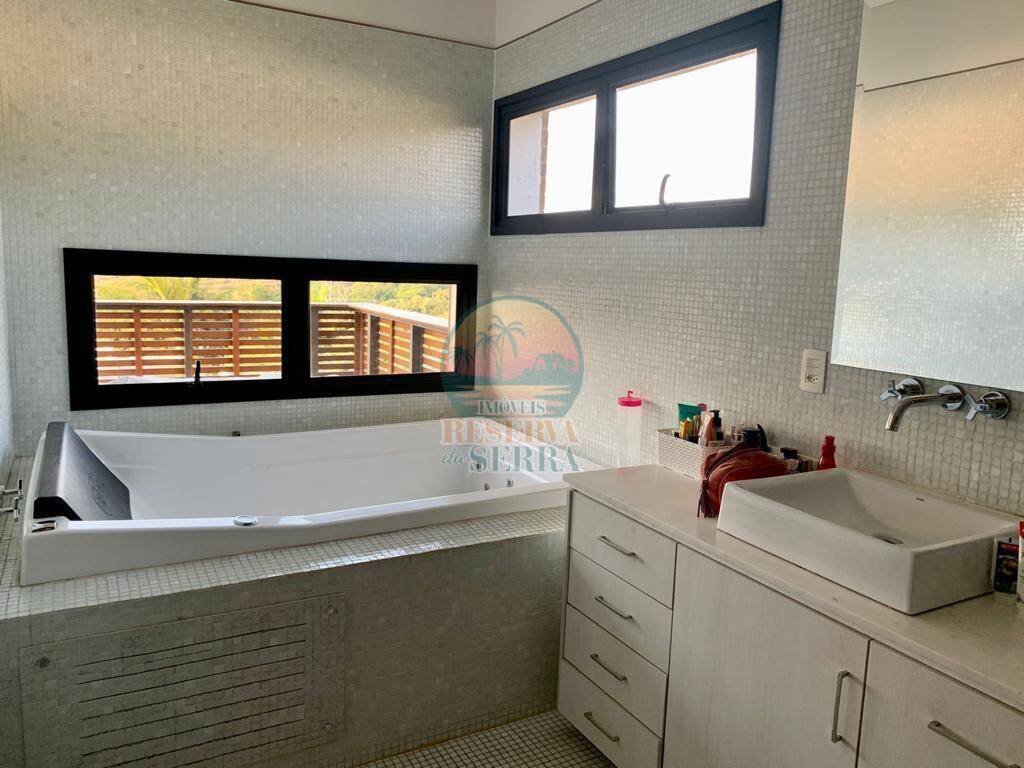 Casa de Condomínio à venda e aluguel com 4 quartos, 562m² - Foto 8