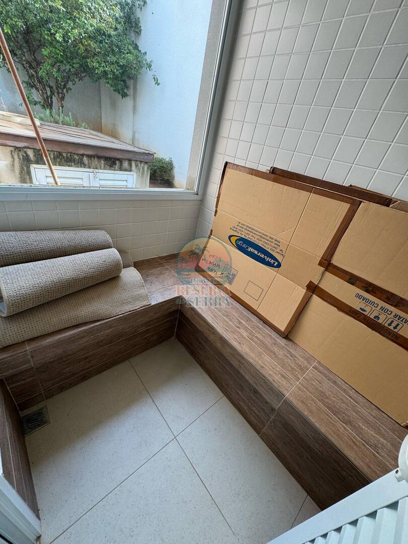 Casa de Condomínio à venda e aluguel com 3 quartos, 327m² - Foto 17