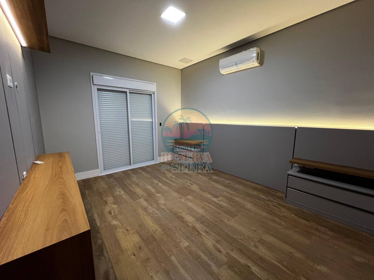 Casa de Condomínio à venda com 4 quartos, 340m² - Foto 12