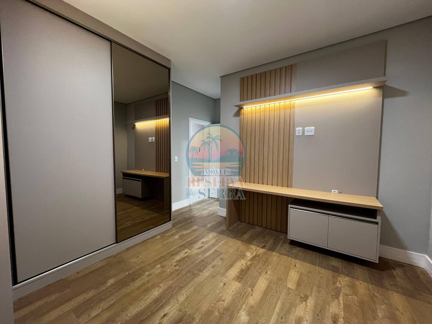 Casa de Condomínio à venda com 4 quartos, 340m² - Foto 18