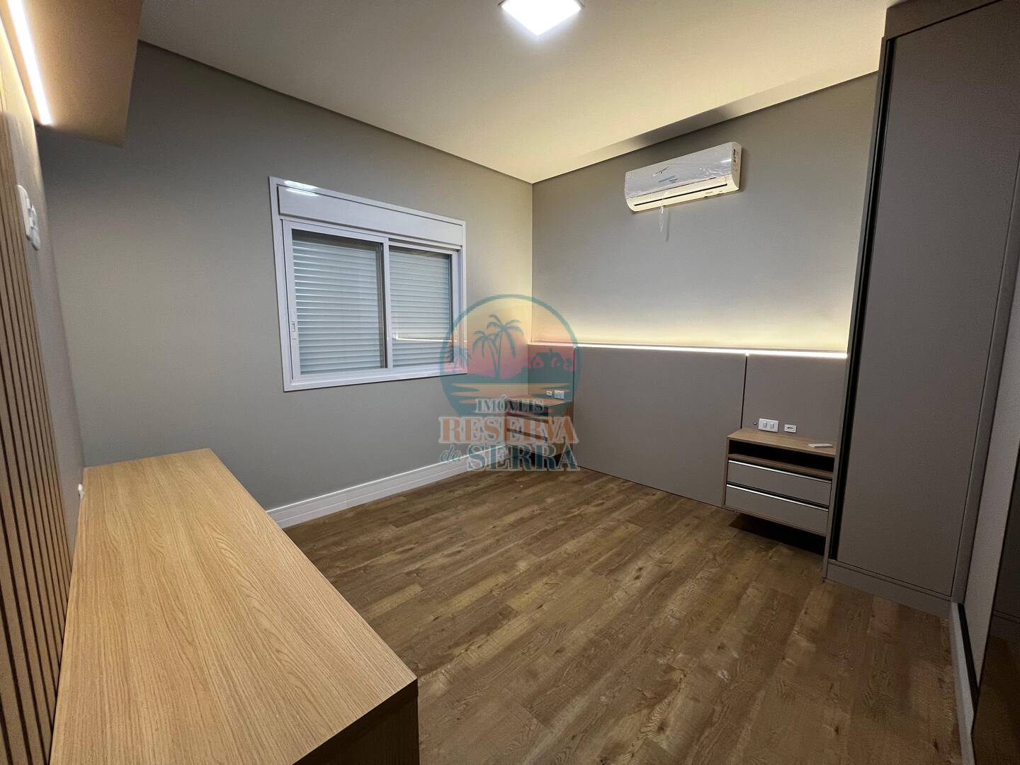 Casa de Condomínio à venda com 4 quartos, 340m² - Foto 13