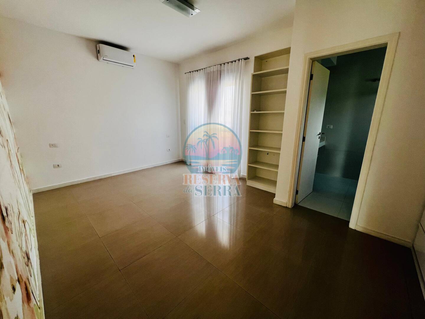 Casa de Condomínio à venda e aluguel com 4 quartos, 320m² - Foto 18