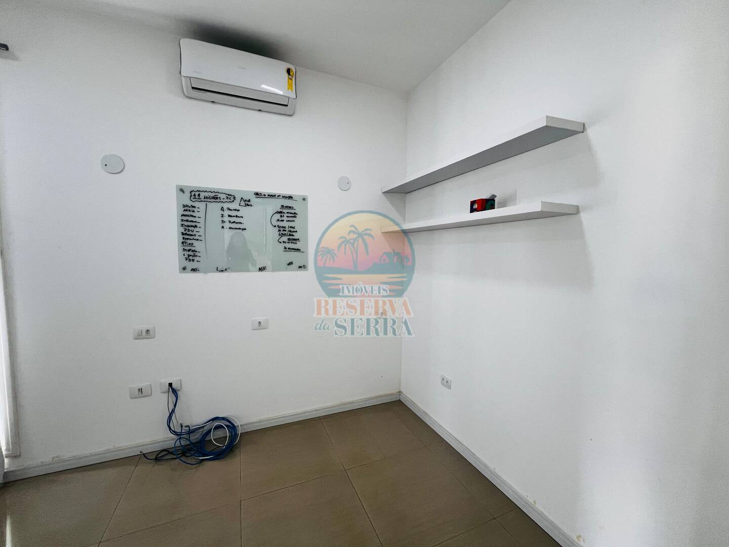 Casa de Condomínio à venda e aluguel com 4 quartos, 320m² - Foto 15