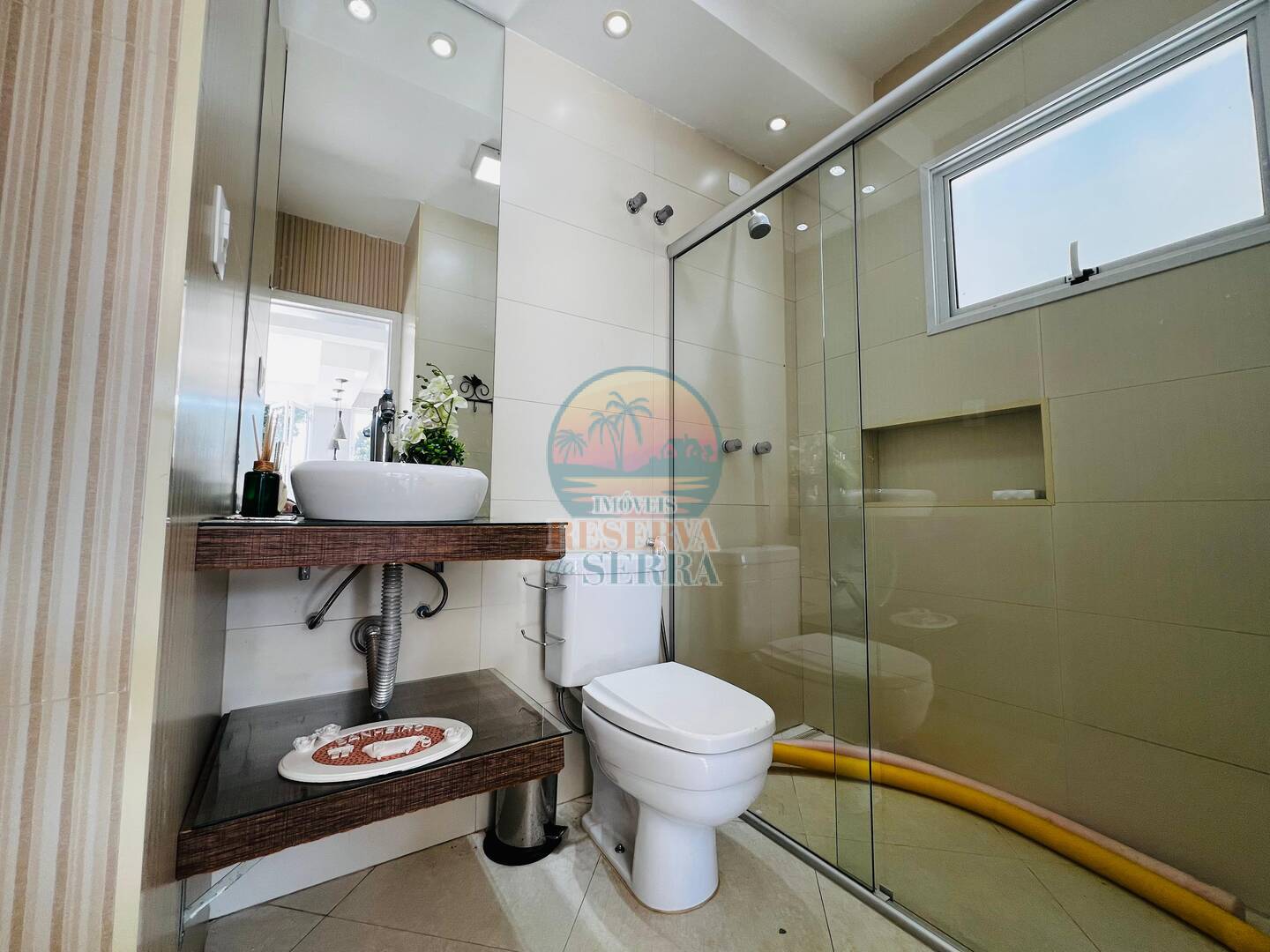 Casa de Condomínio à venda e aluguel com 4 quartos, 320m² - Foto 7