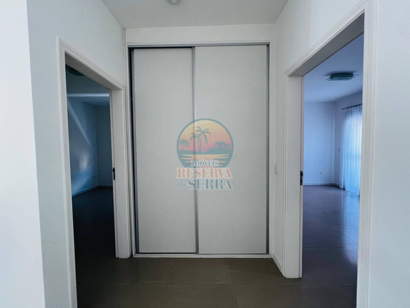 Casa de Condomínio à venda e aluguel com 4 quartos, 320m² - Foto 27