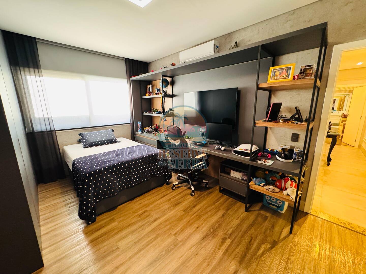 Casa de Condomínio à venda com 3 quartos, 250m² - Foto 17