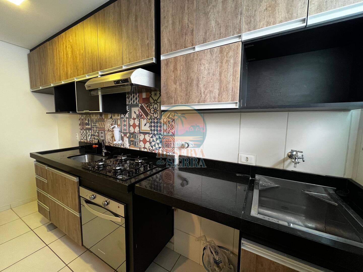 Depósito-Galpão-Armazém à venda com 2 quartos, 50m² - Foto 1