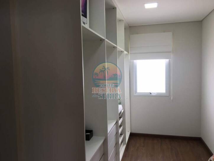 Casa de Condomínio para alugar com 3 quartos, 220m² - Foto 8