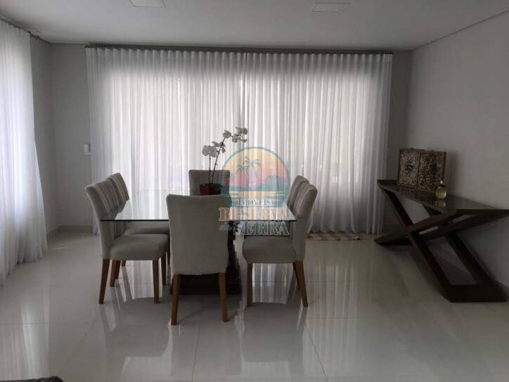 Casa de Condomínio para alugar com 3 quartos, 220m² - Foto 15