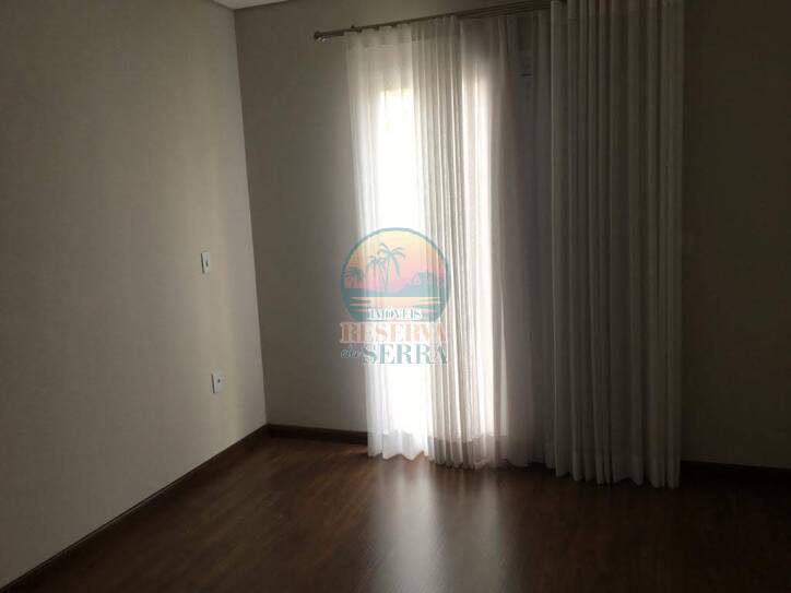 Casa de Condomínio para alugar com 3 quartos, 220m² - Foto 19