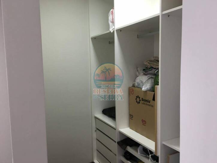 Casa de Condomínio para alugar com 3 quartos, 220m² - Foto 32